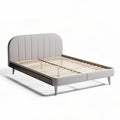 bedframe met gestoffeerde hoofdbord in lichtgrijs 200 x 160 x 35cm